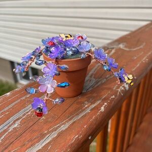 Handmade Beaded Purple Succulent with 🐝, 🐞and lots of flowers!